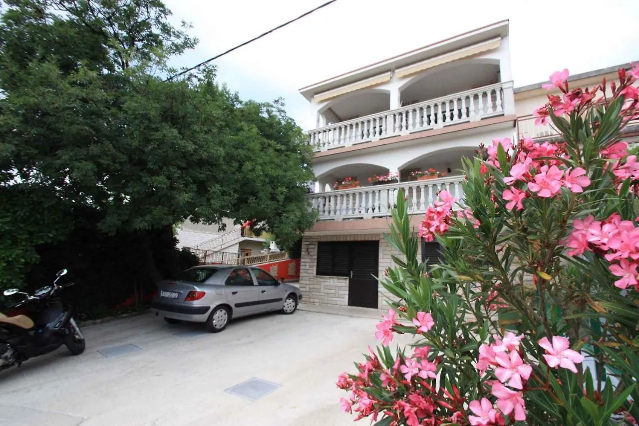 Apartments In Crikvenica 39342